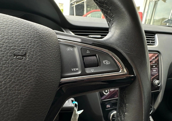 Skoda Octavia cena 69900 przebieg: 113481, rok produkcji 2018 z Gdynia małe 529
